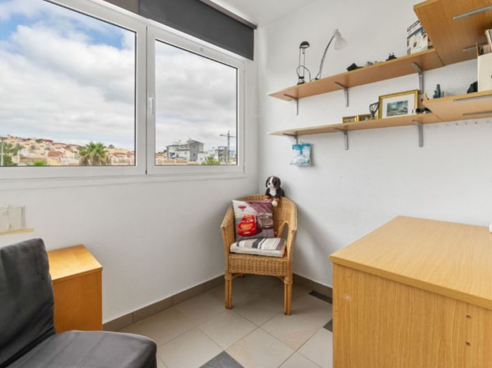 Image No.19-2 Bed Apartment for sale