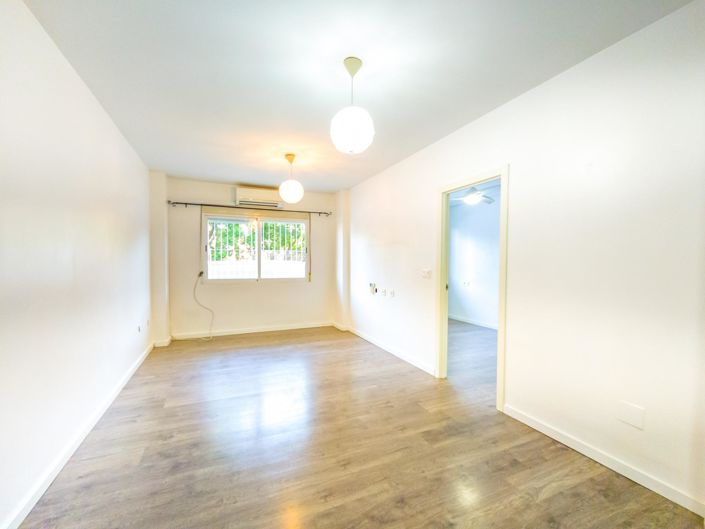 Image No.8-3 Bed Apartment for sale