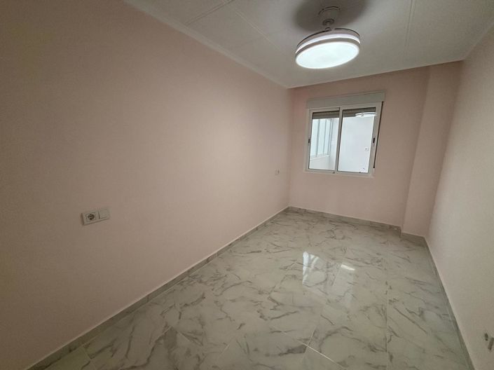 Image No.1-3 Bed Penthouse for sale
