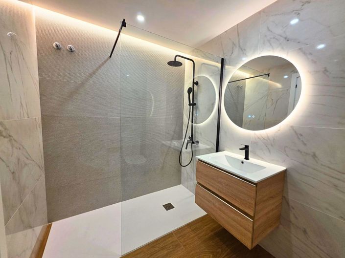 Image No.2-2 Bed Townhouse for sale