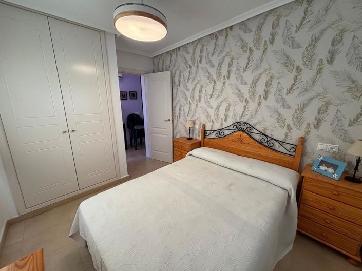 Image No.10-4 Bed House for sale