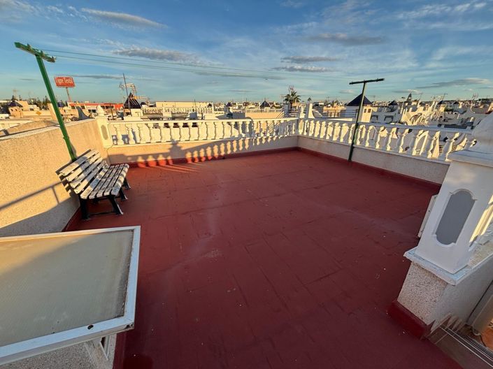 Image No.13-4 Bed House for sale