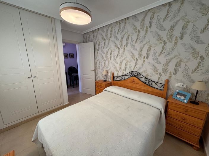 Image No.14-4 Bed House for sale