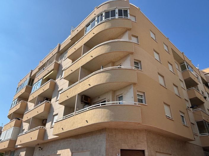 Image No.1-3 Bed Apartment for sale