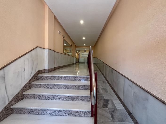 Image No.36-3 Bed Apartment for sale