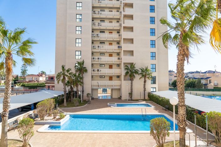 Image No.1-Appartement de 2 chambres à vendre à Torrevieja