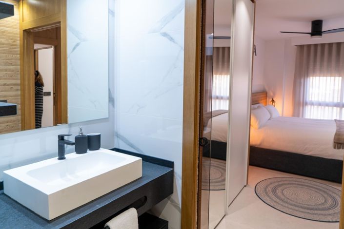 Image No.38-2 Bed Apartment for sale