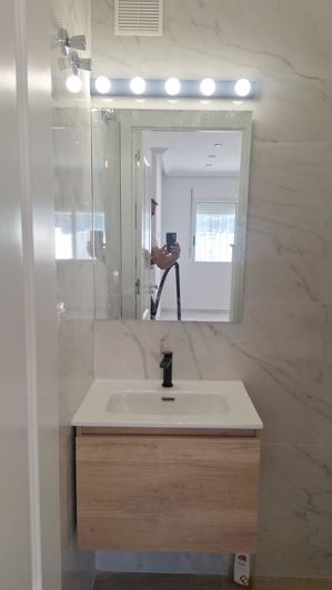 Image No.11-2 Bed Townhouse for sale