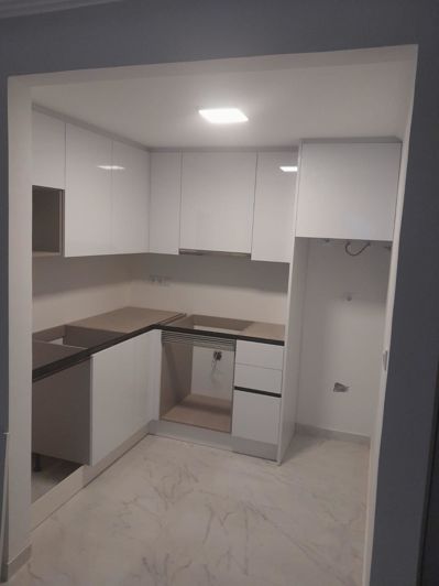 Image No.9-2 Bed Townhouse for sale