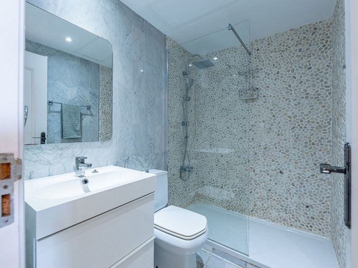 Image No.9-3 Bed Apartment for sale