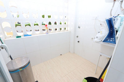 13-5fd73dea700db77384c091ca9818b1a9