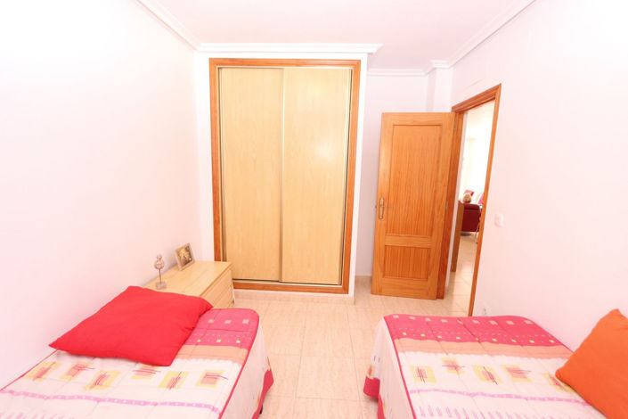 Image No.19-3 Bed Apartment for sale