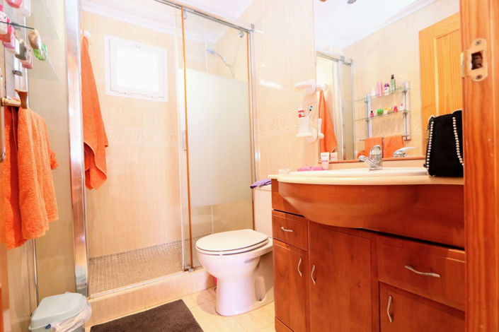 Image No.22-3 Bed Apartment for sale