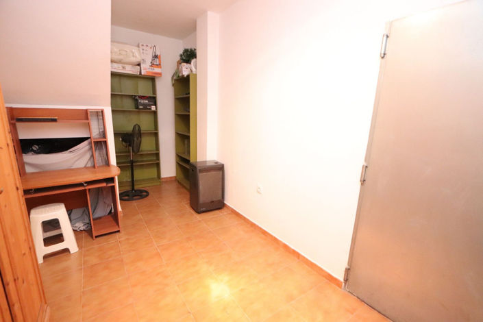 Image No.37-3 Bed Apartment for sale