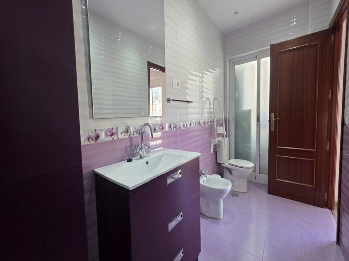 Image No.12-4 Bed Apartment for sale