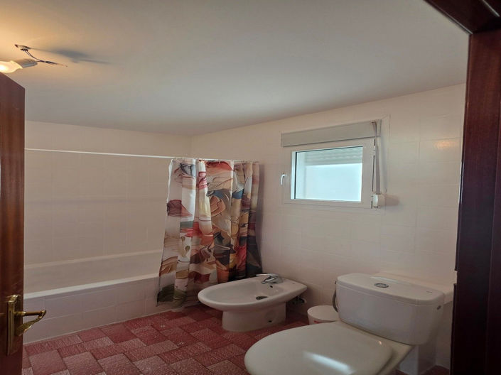 Image No.6-4 Bed Apartment for sale