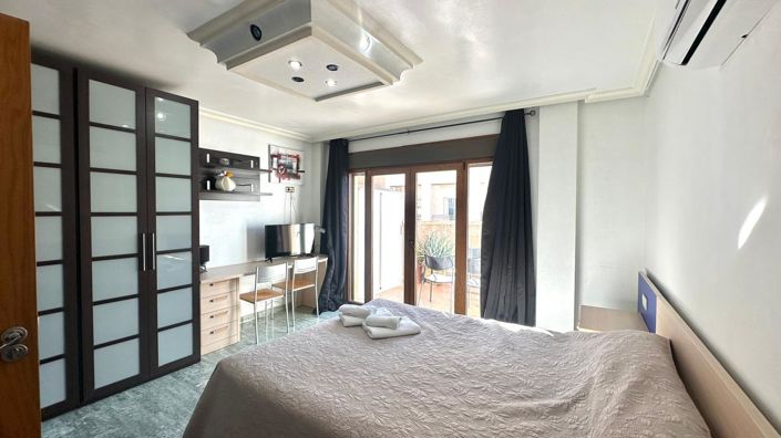 Image No.25-4 Bed Penthouse for sale