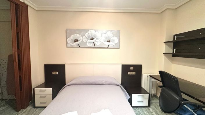 Image No.41-4 Bed Penthouse for sale