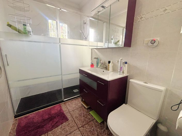 Image No.23-2 Bed Villa for sale