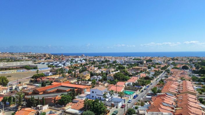 Image No.5-2 Bed Villa for sale