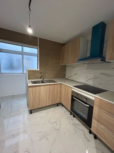 Image No.18-3 Bed Apartment for sale