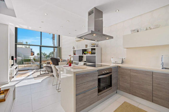 Image No.8-3 Bed Bungalow for sale