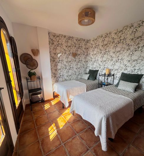 Image No.16-2 Bed Apartment for sale