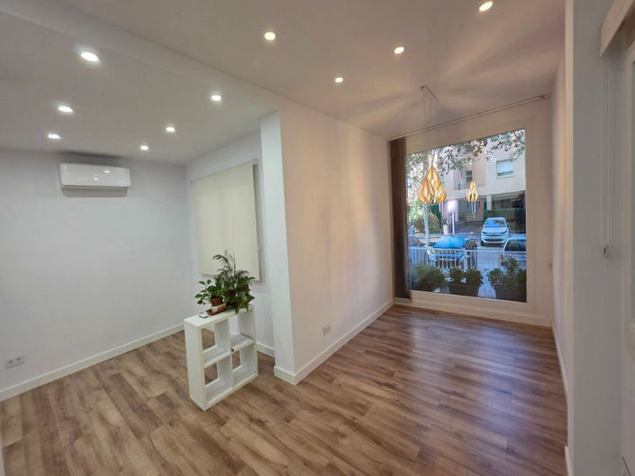 Image No.20-3 Bed Apartment for sale