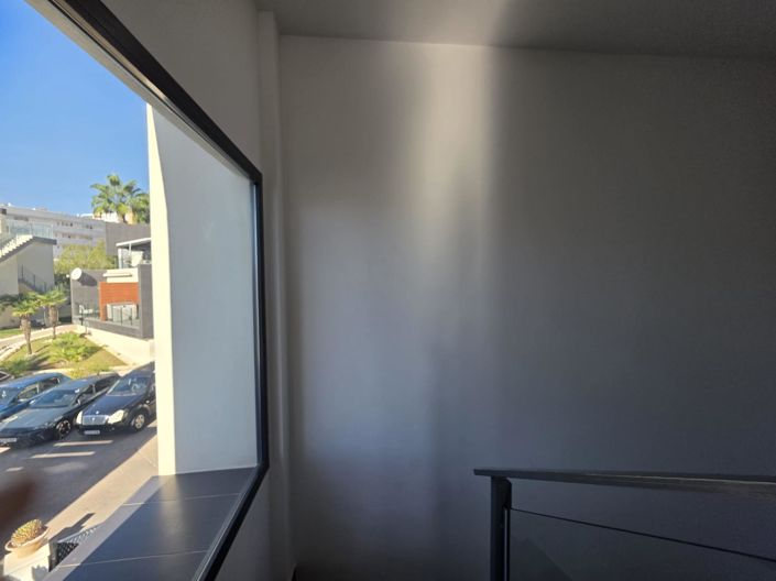 Image No.25-3 Bed Villa for sale