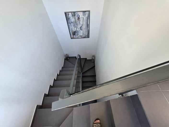 Image No.29-3 Bed Villa for sale