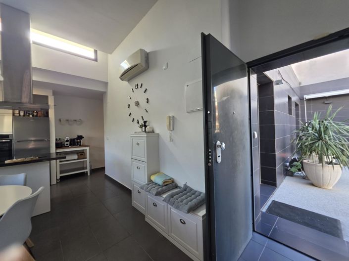 Image No.38-3 Bed Villa for sale