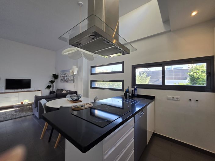 Image No.43-3 Bed Villa for sale