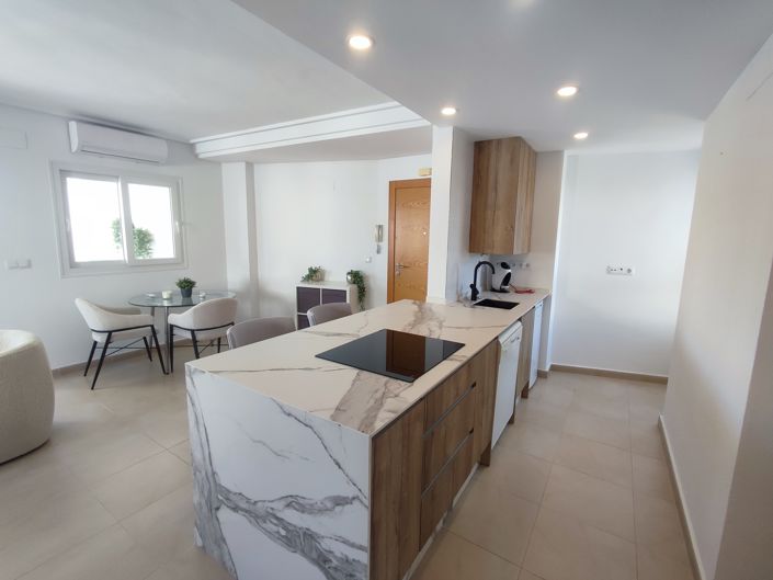 Image No.11-2 Bed Apartment for sale