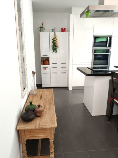 Image No.14-3 Bed Townhouse for sale