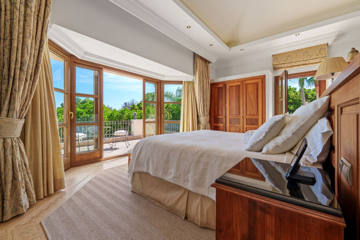 Image No.28-6 Bed Villa for sale