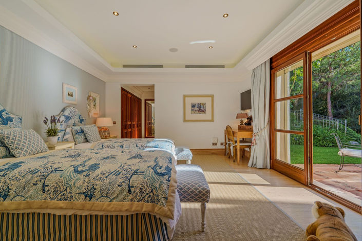 Image No.38-6 Bed Villa for sale