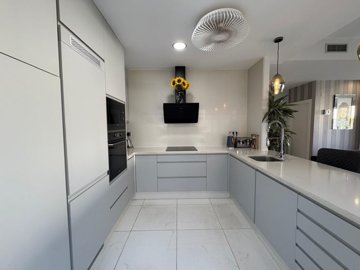 o1j8j7g9hphob10j61mke18ci13eh2b