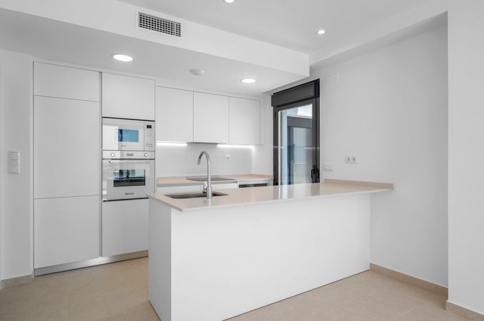 Image No.7-2 Bed Apartment for sale