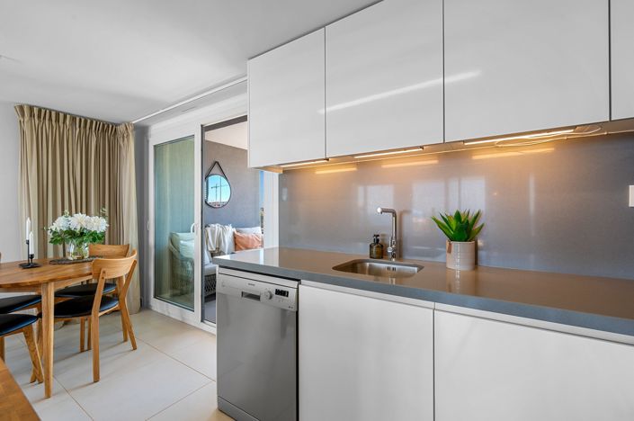 Image No.17-2 Bed Apartment for sale