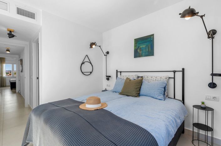 Image No.26-2 Bed Apartment for sale