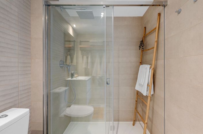 Image No.33-2 Bed Apartment for sale