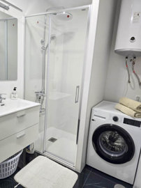 8-e64a9055bba3e77ac8aca3b893cdf826