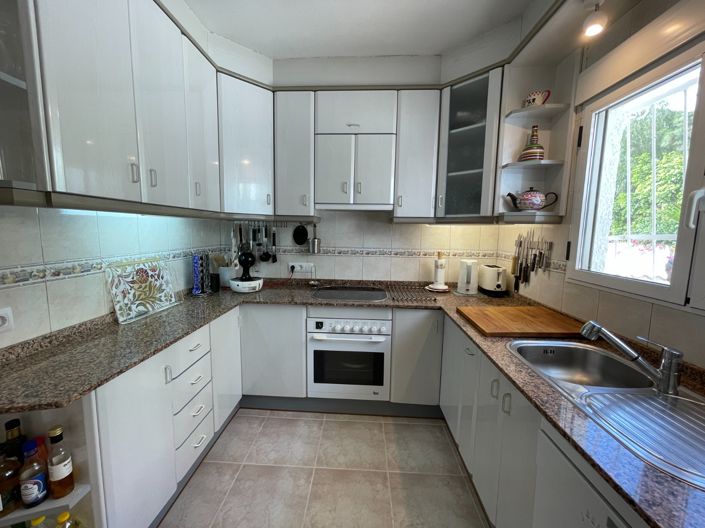 Image No.26-4 Bed Villa for sale