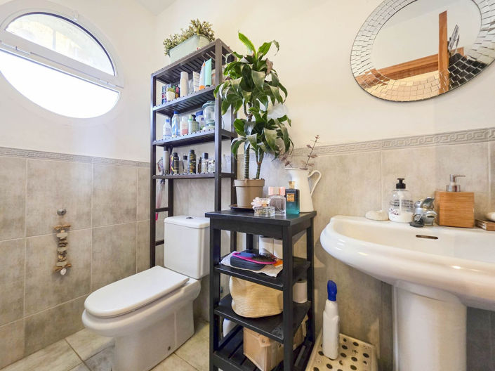 Image No.5-3 Bed Townhouse for sale