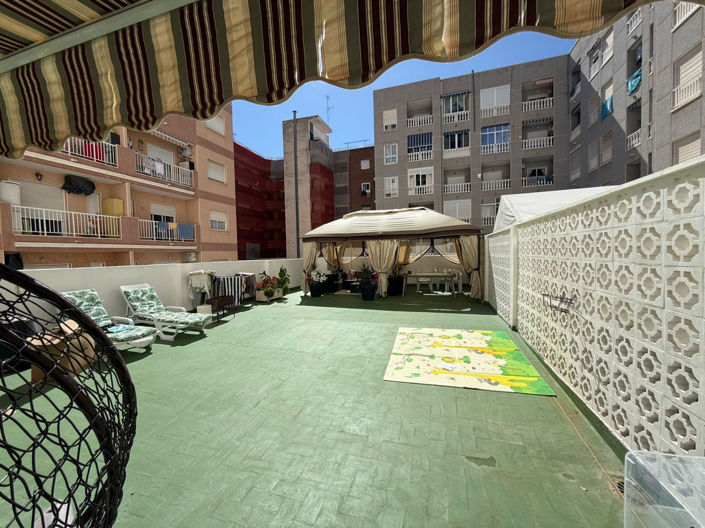 Image No.16-2 Bed Apartment for sale