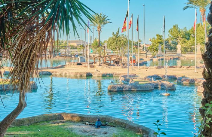 Image No.25-2 Bed Apartment for sale