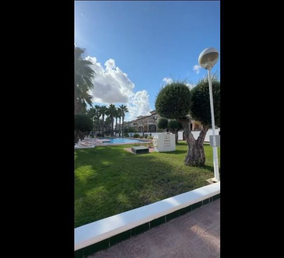 Image No.10-3 Bed Townhouse for sale