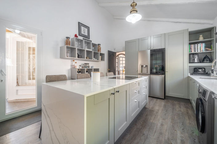 Image No.28-3 Bed Villa for sale