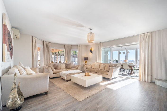 Image No.5-3 Bed Villa for sale