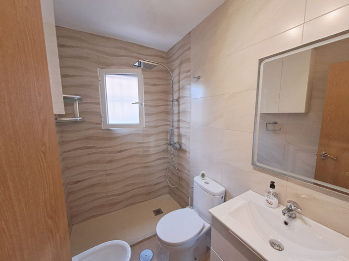 Image No.11-2 Bed Bungalow for sale